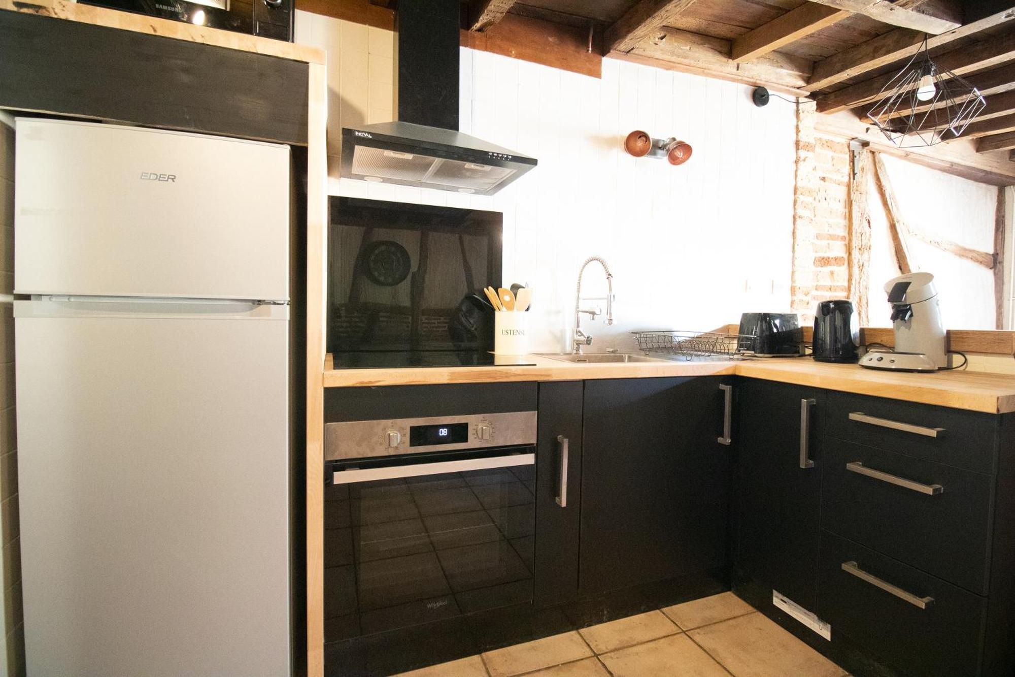 Les Chambres Tonics Montrevel-en-Bresse Экстерьер фото