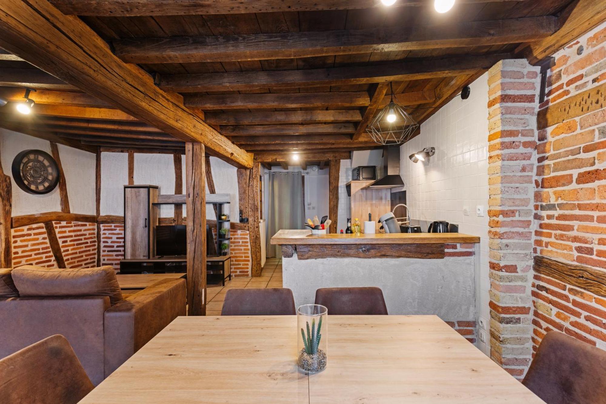 Les Chambres Tonics Montrevel-en-Bresse Экстерьер фото