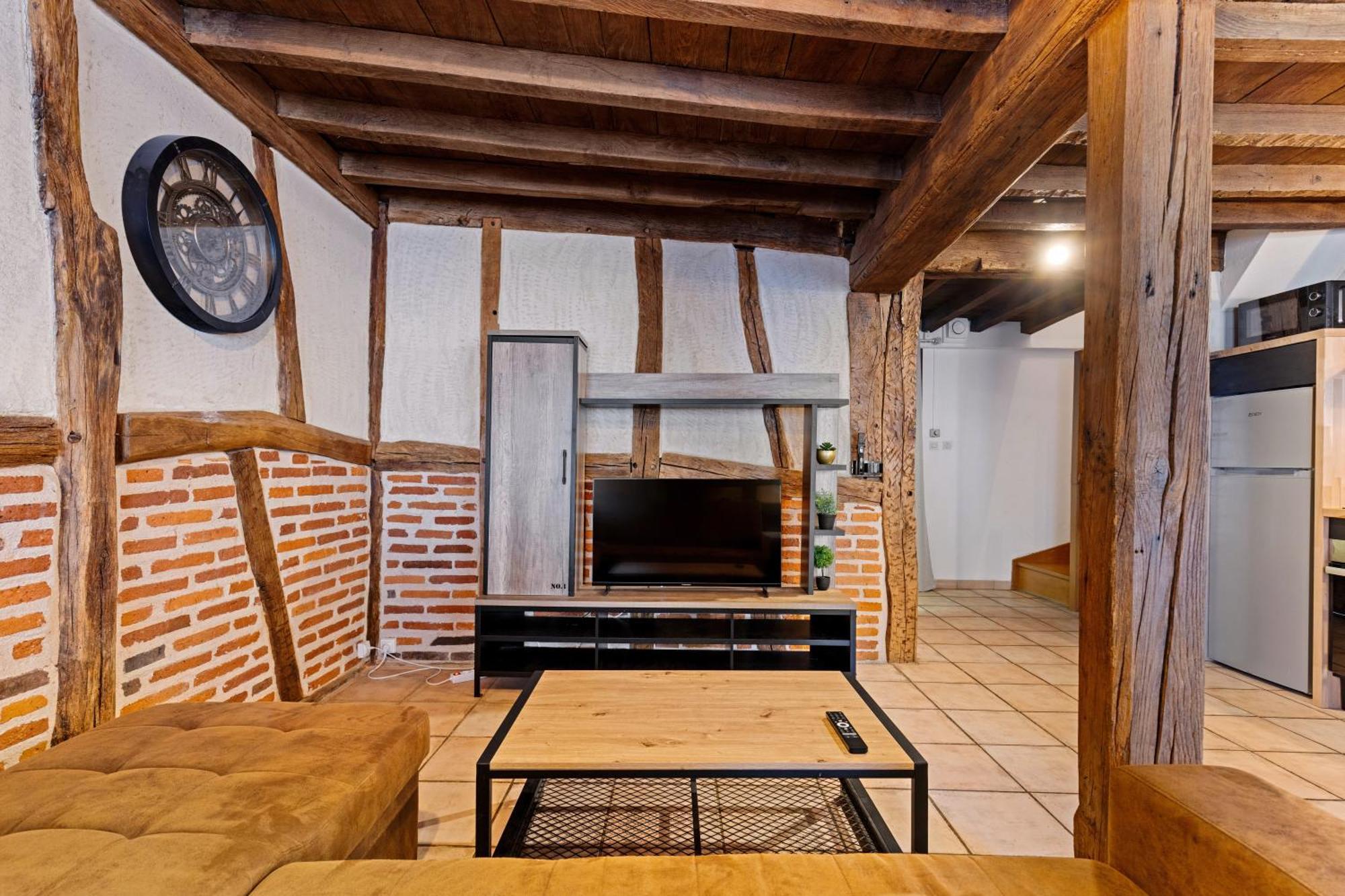 Les Chambres Tonics Montrevel-en-Bresse Экстерьер фото